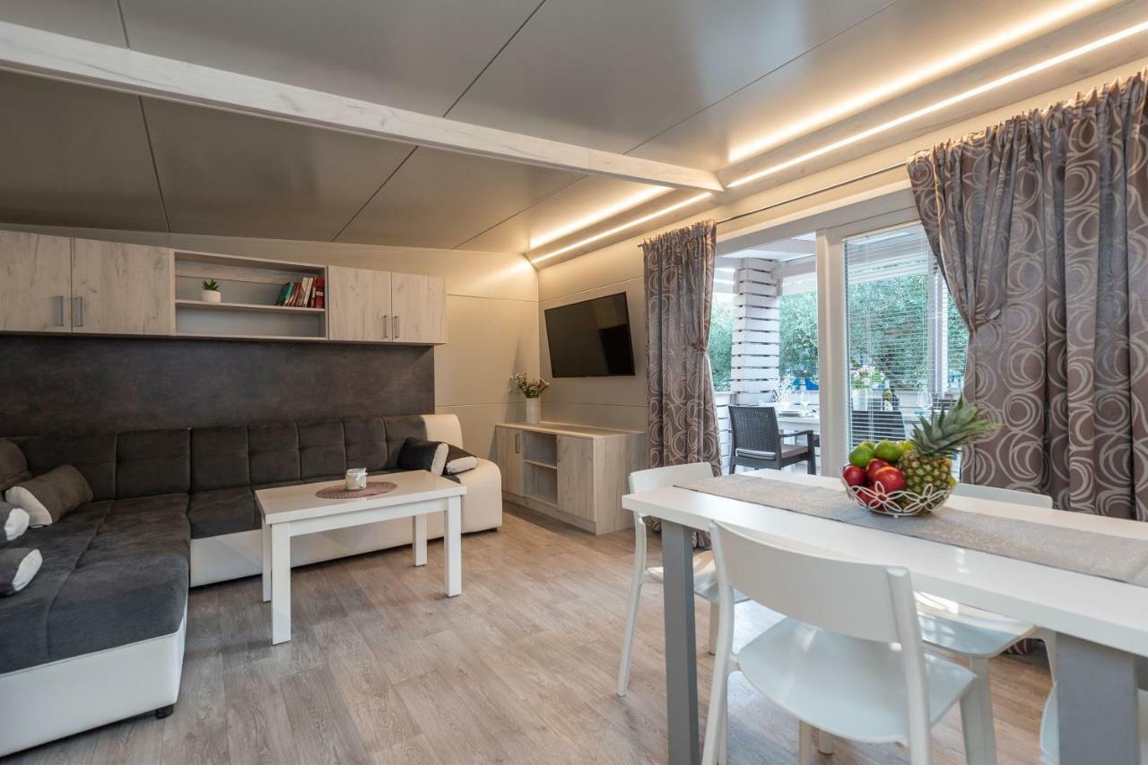 Camp Bepo Hotel Pakoštane Eksteriør billede