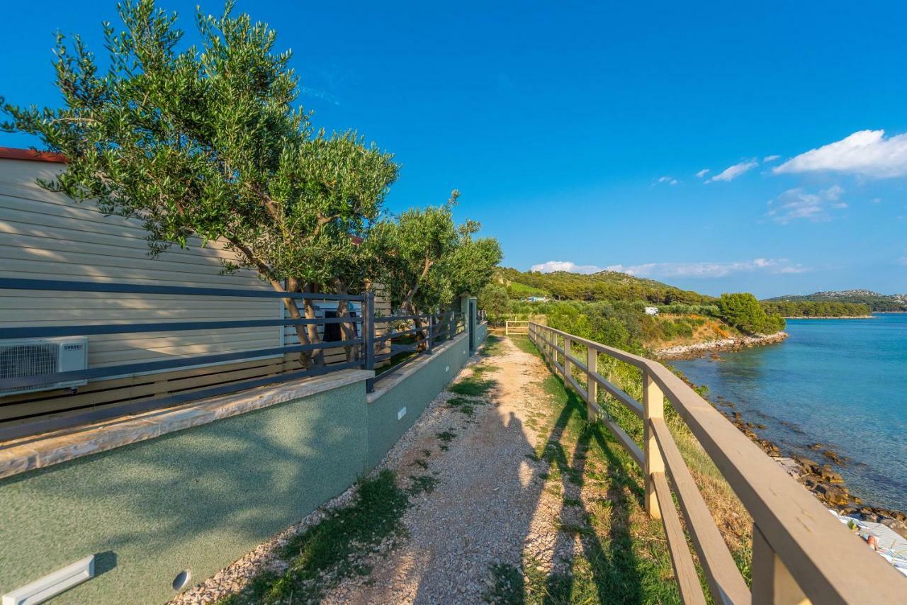 Camp Bepo Hotel Pakoštane Eksteriør billede
